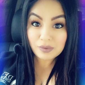 Meet your Posher, Nina